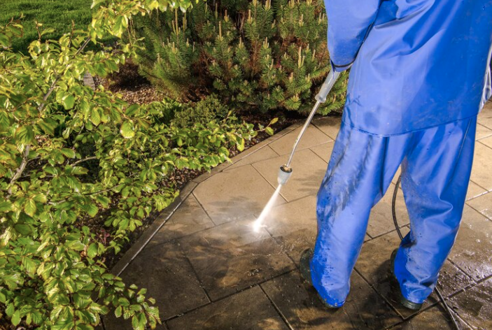 Affordable pressure cleaning services in SB