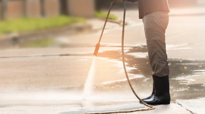 Commercial-Grade Pressure Washing Equipment in Templeton