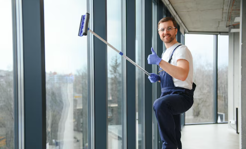 Using the S-pattern with a squeegee for streak-free window results by Neon Clean